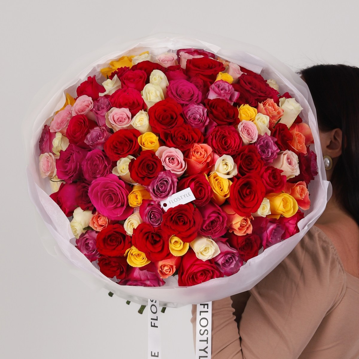 101 роза яркий миск